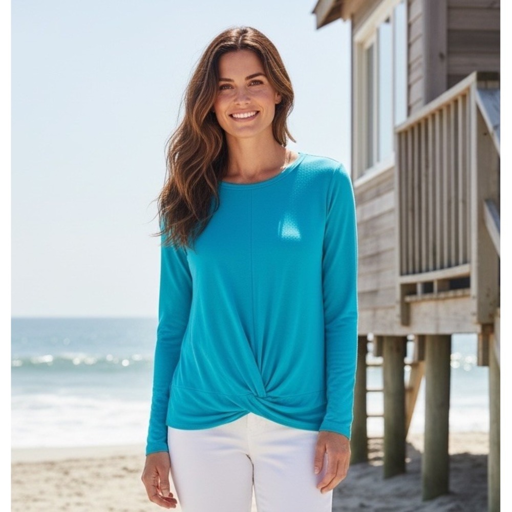 New Lilly Pulitzer Size SMALL GREER TOP Luxletic Twist Athletic S Aqua Blue LS